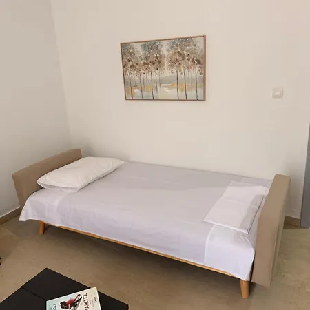 Joanna House * Methoni (Messenia)